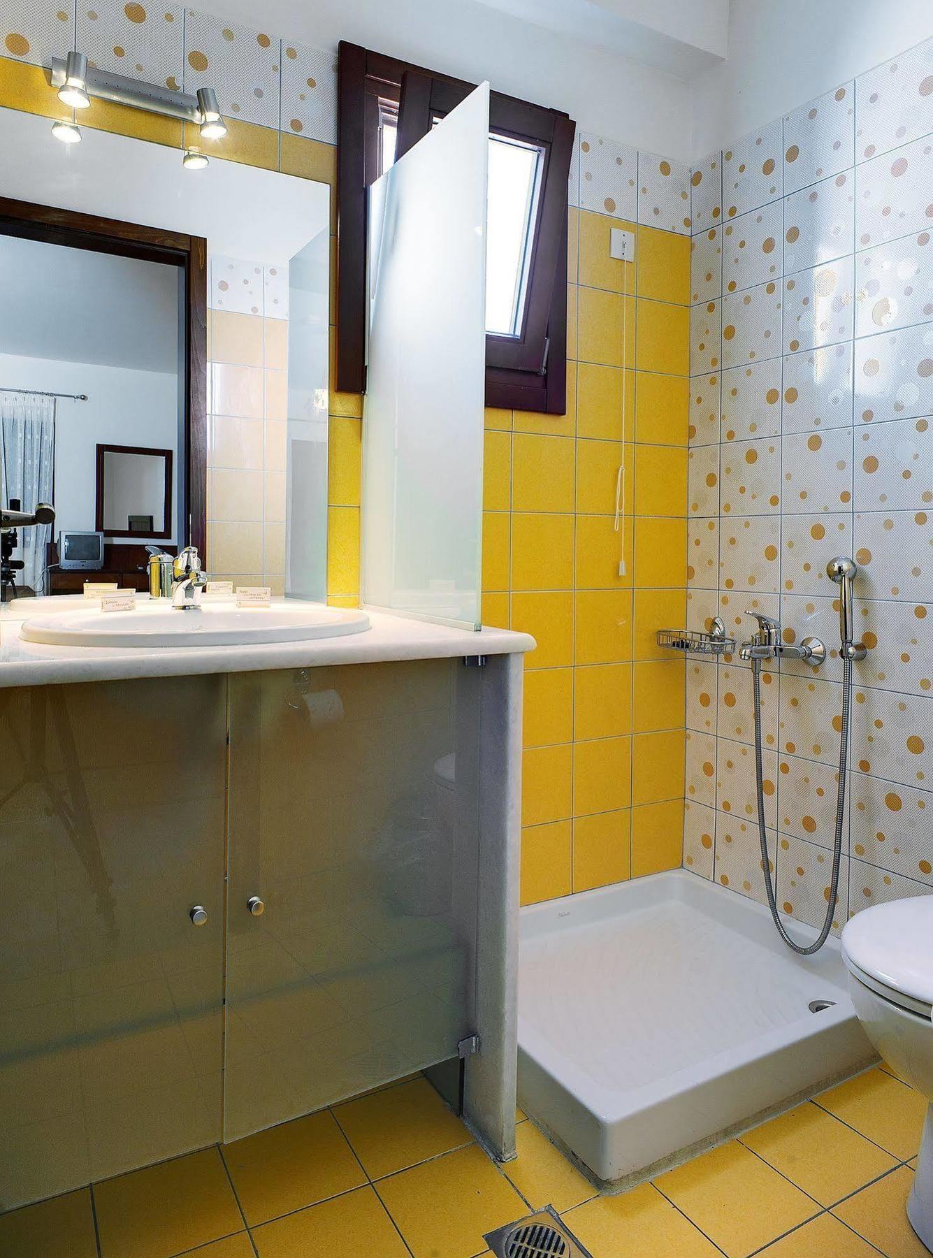 Syia Hotel Soúgia Esterno foto